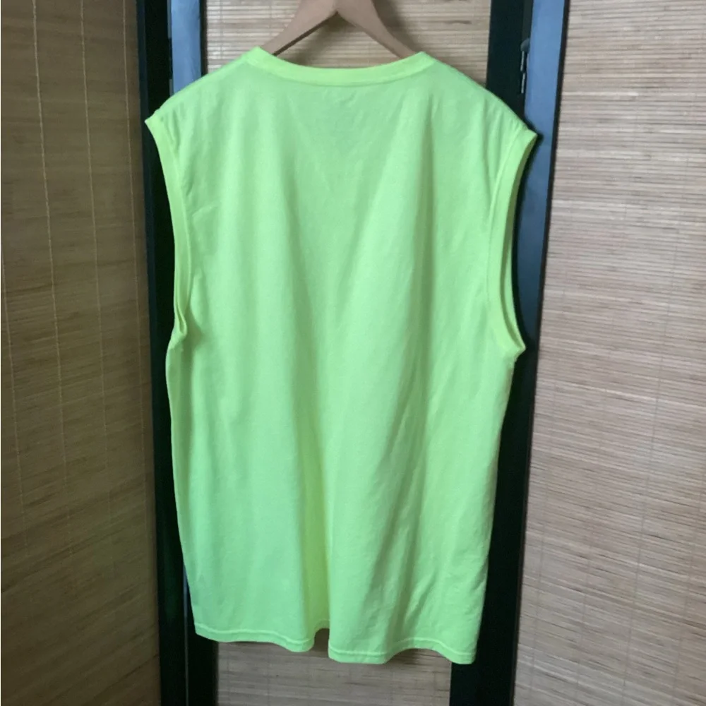 NWT Fruit of the Loom Platinum Neon Yellow Tee Sz L sleeveless crew neck